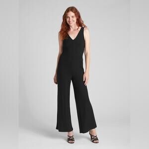 GAP Super Soft Vneck Jumpsuit